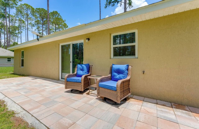 11 Mi to Silver Springs State Park: Forested Haven