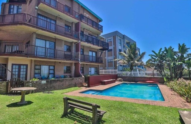 11 Seesonnet beach flat