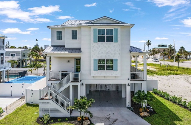 110 Sea Le Vie: 5BR/4.5BA Brand New Build w/Pool!