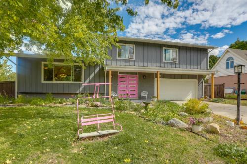 12 Mi to Denver The Modern Ridge House with Yard