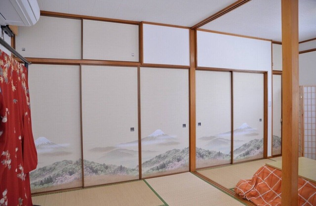 12 tatami Japanese style room ■ Spacious 3DK ■ Close to the shopping arcade