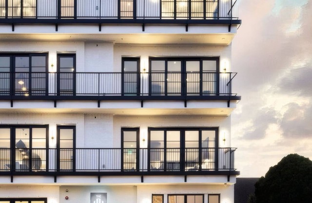 121 Hotel Buyout | 18 Rooms | 58-Person Hotel