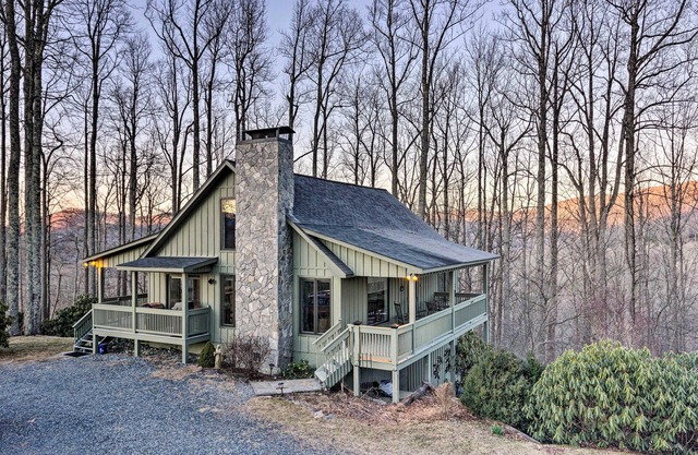 14 Acres, Top of the Mountain, Fire Pit, Secluded but not Isolated!