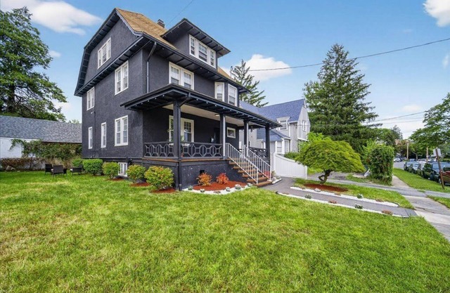 14 Guest Family Getaway- 40 min from NYC