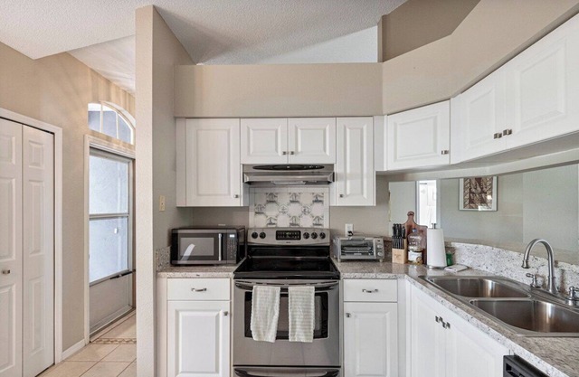 146 Florida 3BR Home close to Legoland Park 12ppl