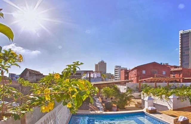 18 BEDROOM MEGA MANSION OLD CITY CIUDAD AMURALLADA ROOFTOP POOL SAUNA JACUZZI!