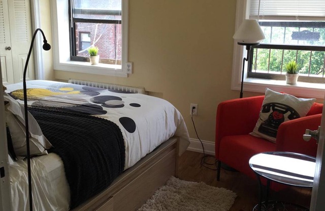 1807 2D · Modern Brand 1bed Apt/Parking Available- 20 min to NYC