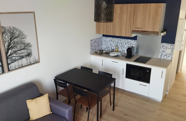 18moliere fr 4 pers. sheets, towels & cleaning included