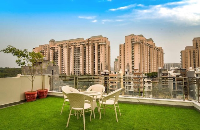 1BHK service Apartments by Parfait Street