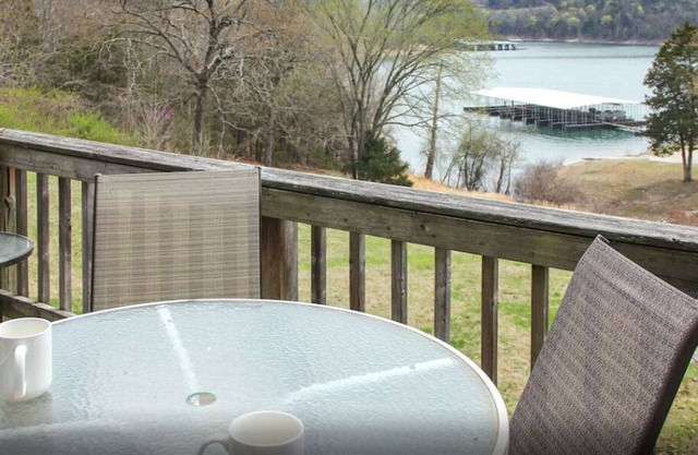 1BR Waterfront Cabin w/Pool + Swim & Boat dock
