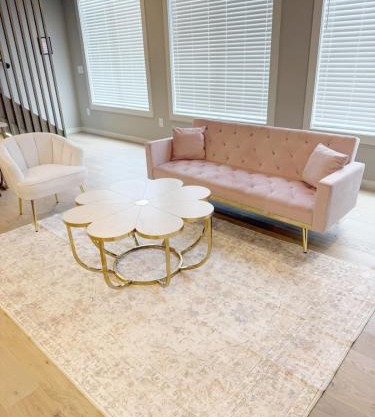 2 BD Pink Paradise near Greenville and Clemson
