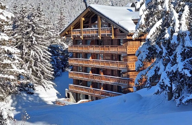 2 bed Apt in Courchevel 1650, Doorstep skiing - Courchevel, Meribel, Val Thorens