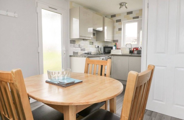 2 bed Chalet located on Penstowe holidays- only 10 mins drive to Bude