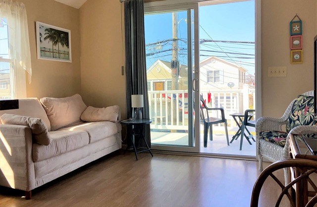 2-Bedrm: Great Winter Rental pricing