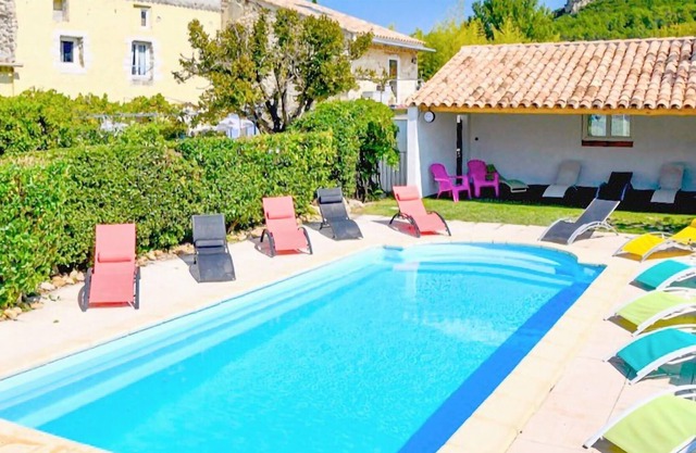 2 bedroom accommodation in St Paul Trois Châteaux