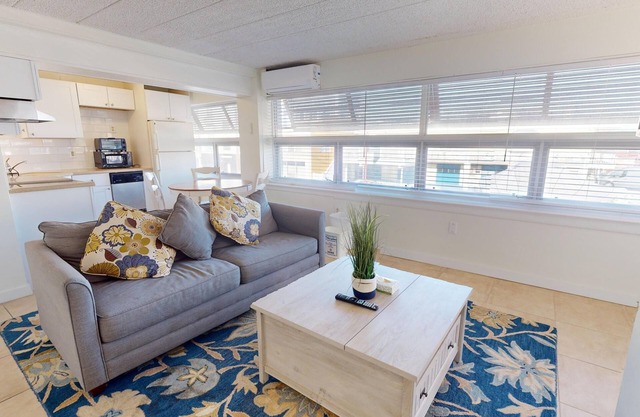 2 Bedroom 2 Bathroom Apartment (200)