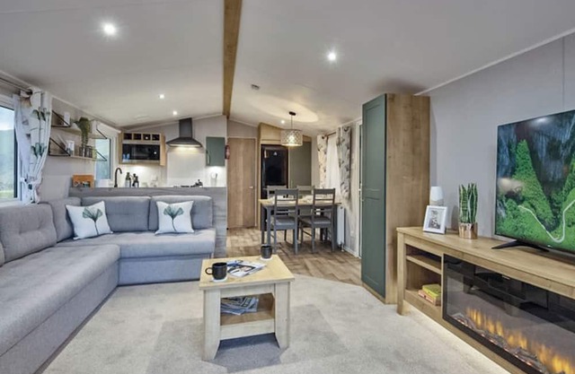 2 bedroom accommodation in Cresswell beach