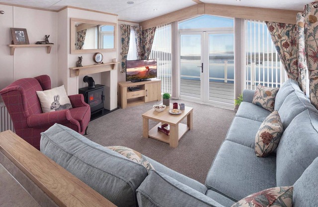 2 bedroom accommodation in Cresswell beach