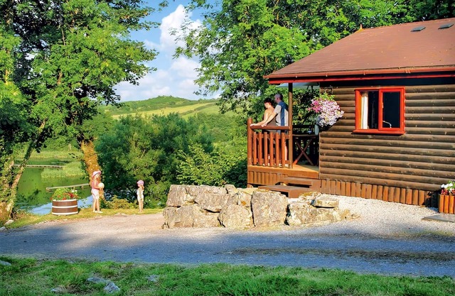 2 bedroom accommodation in Pontyberem, Carmarthenshire