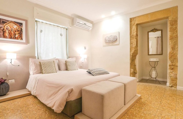 2 bedroom accommodation in Caltagirone