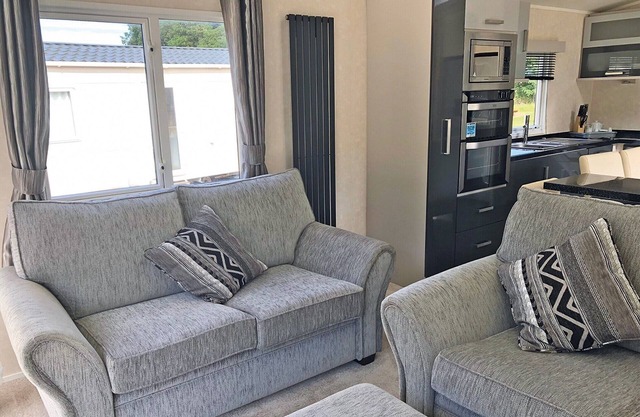 2 bedroom accommodation in Dunbar, East Lothian