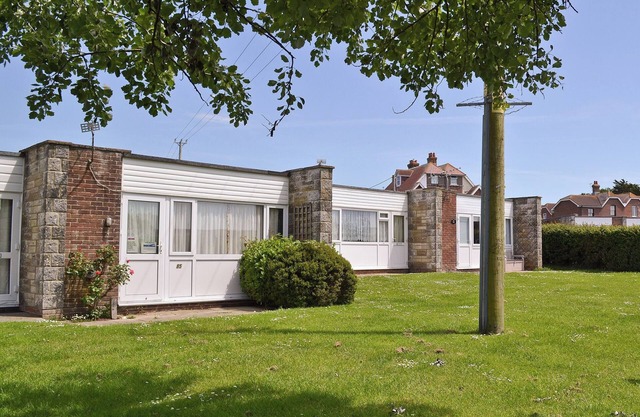 2 bedroom accommodation in Freshwater