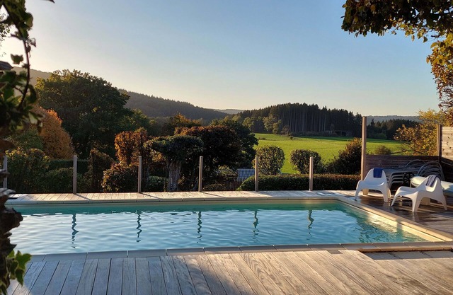 2 bedroom accommodation in Lierneux