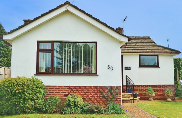 2 bedroom accommodation in Broadstone, near Poole
