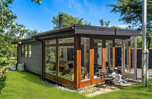 2 bedroom accommodation in Stege