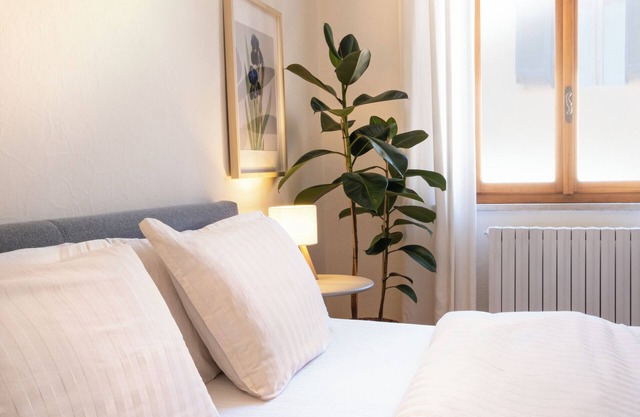 2 bedroom, airconditioning, nearby coast & in the heart of the village