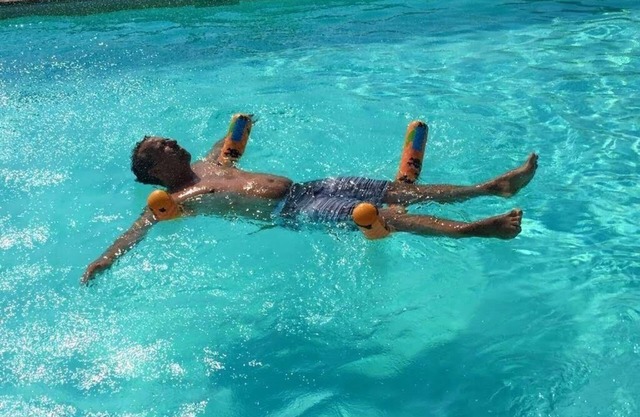 2 bedroom apartment in the green Assisis hills with large pool