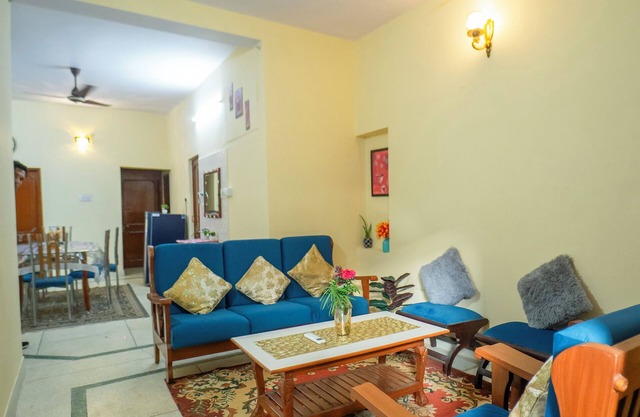 2-bedroom apartment in welcoming Jaipur with AC/WIFI/kitchen/Dining Area/TV/