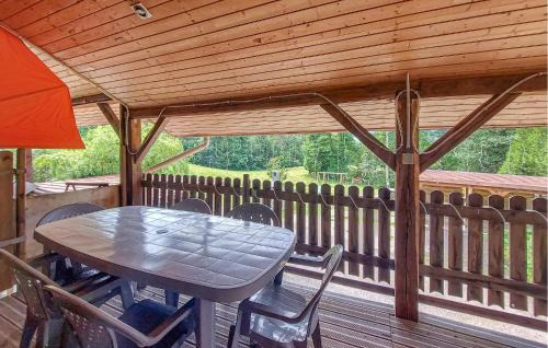 2 Bedroom Beautiful Home In Le Ménil