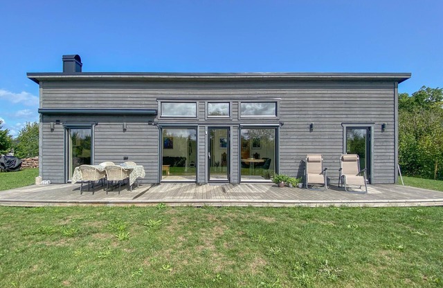 2 bedroom gorgeous home in Färjestaden