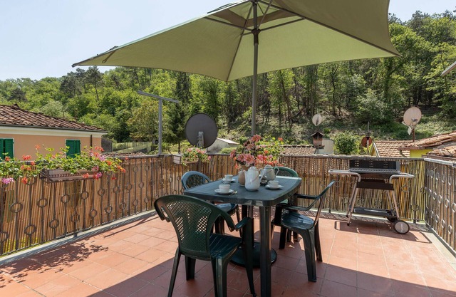 2 bedroom lovely home in Valpromaro