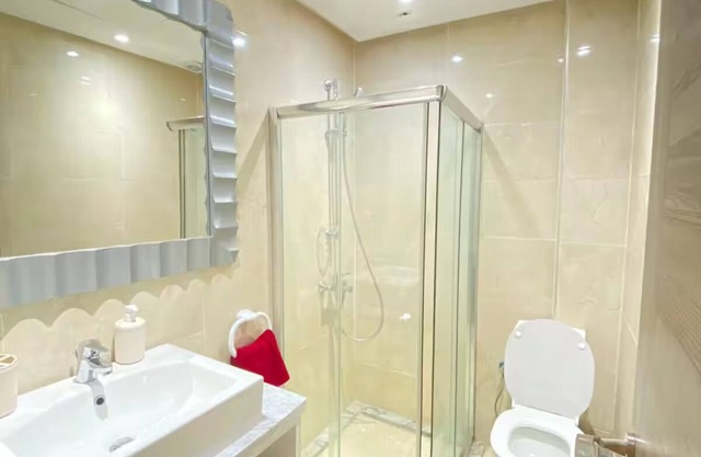 2-bedroom studio in enchanting Agadir with WiFi, AC