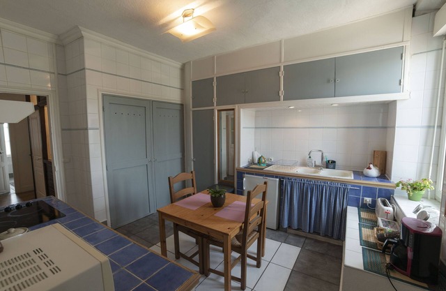 2 bedroomed 1st floor apartment