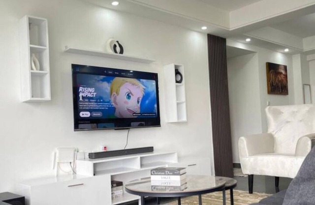 2 bedrooms apartment in Winchester Garden river side drive