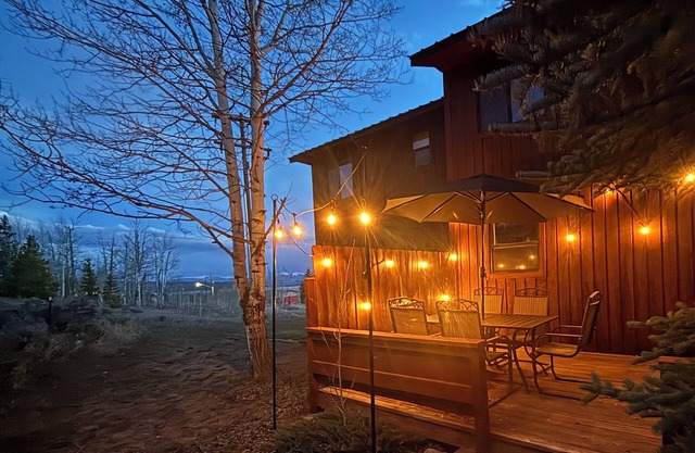 2 BR - 4 SEASON FUN EZ 2 Rocky Mountain National Park, Marina, Ski and XC Ski