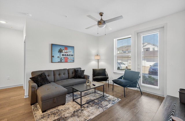 2 BR Apt/King Bed/Pool/Gym/Clse 2 Beach/Mayo