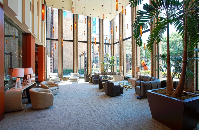 2 Connecting Suites at a 4⭐️ Hotel