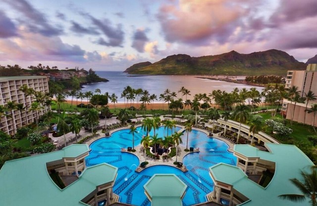 2 Large Rooms w/Ocean View! Close to Kauai Backcountry Adventures! Outdoor Pool