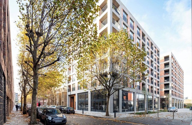 2 mins walk from UCL campus & London stadium