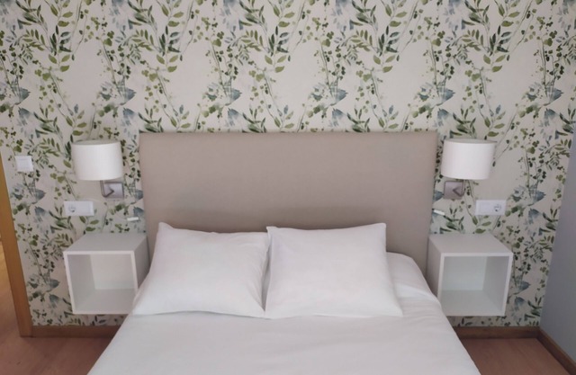 2 ROOM APARTMENT CENTRO DE MARIN (NEXT TO THE NAVAL SCHOOL)