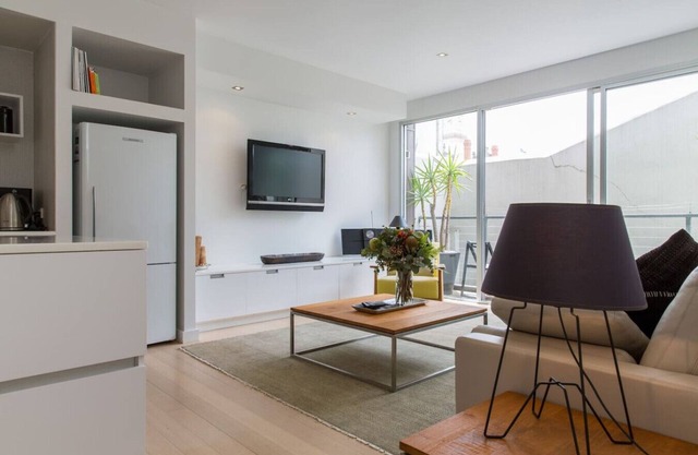 2 Storey Townhouse and Roof Terrace