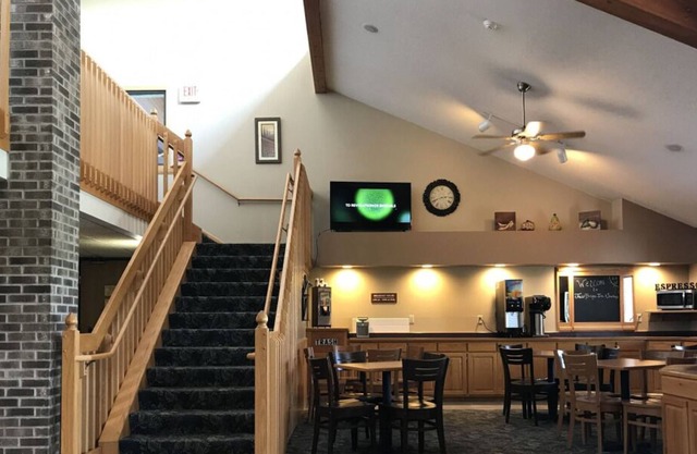 2 x Double Queen Room at FairBridge Inn & Suites Thorp