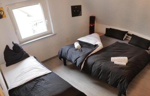 2 Zimmer Wohnung mit Küche und Terrasse