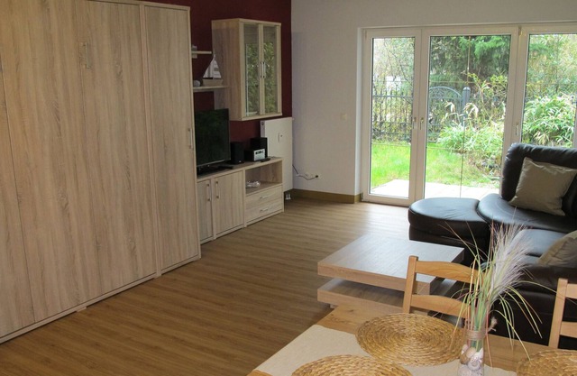 2014 renovated terrace apartment, modern, 800m to the beach, child friendly