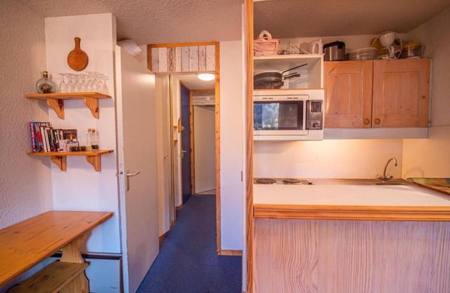 20m from ski slopes, 10th floor, view panoramic, balcony, tv, ski locker, 28m², Valmorel