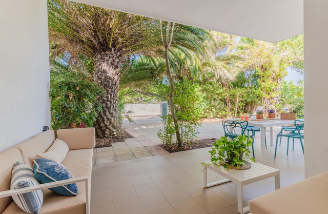 20m from the beach - garden with parking - furnished terrace - pet friendly